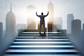 凯发k8官网国际王震：“T”字型人才紧缺，人才布局要两条腿走路